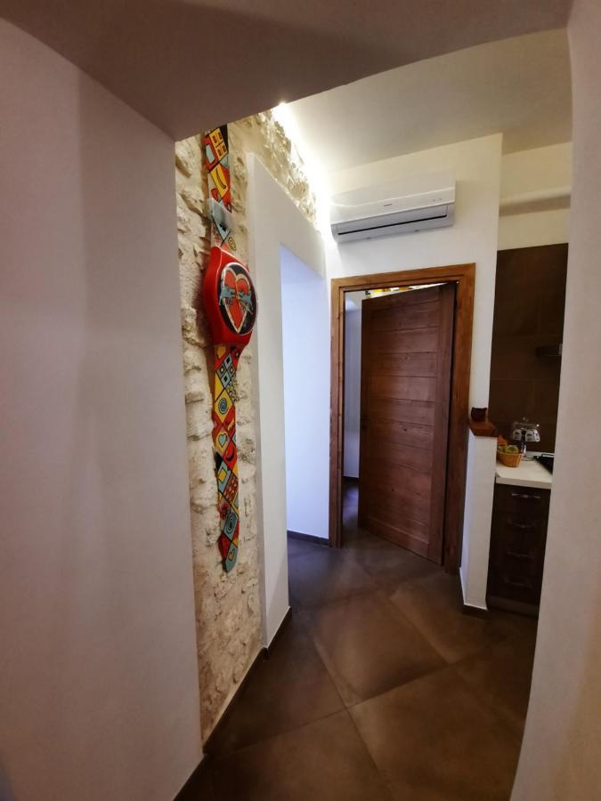 Picchio&Pinocchio Guest House ซุลโมนา ภายนอก รูปภาพ