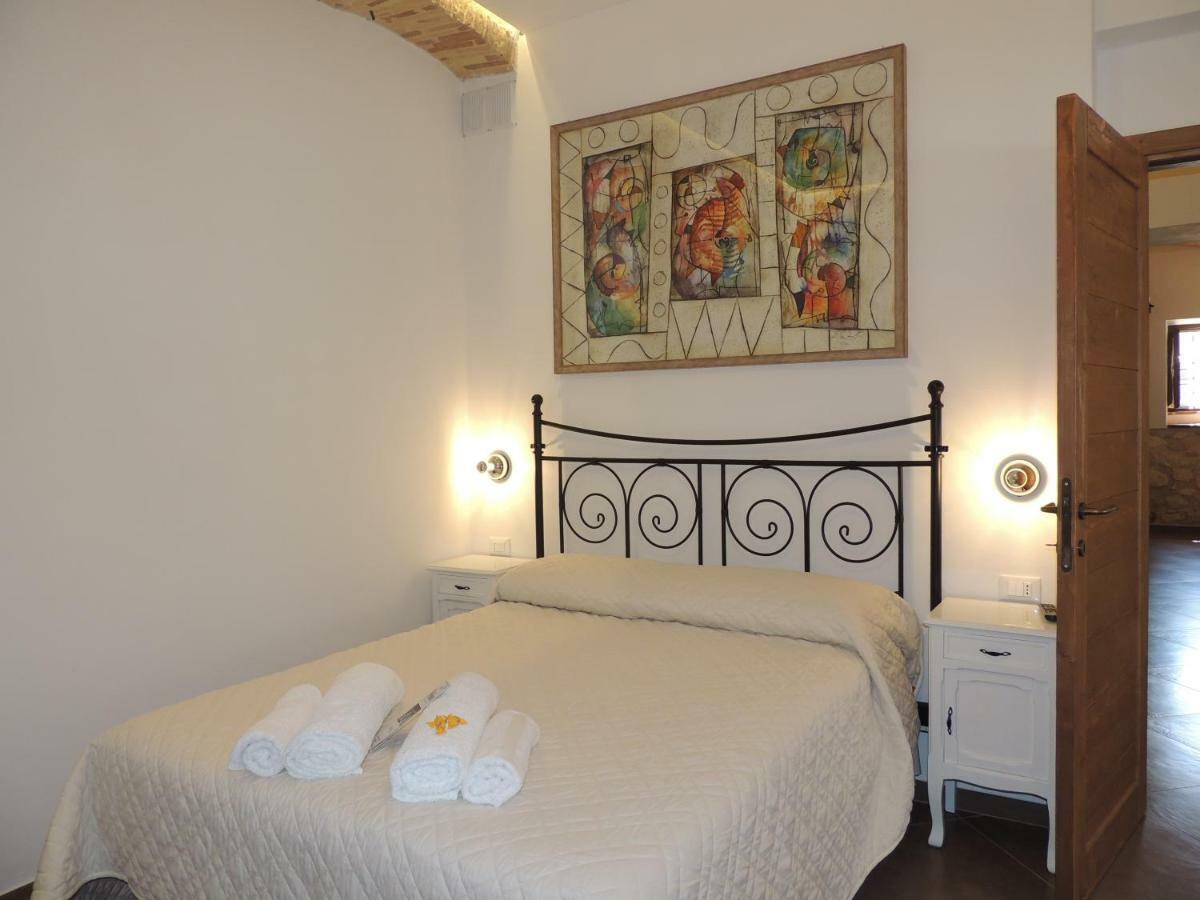 Picchio&Pinocchio Guest House ซุลโมนา ภายนอก รูปภาพ