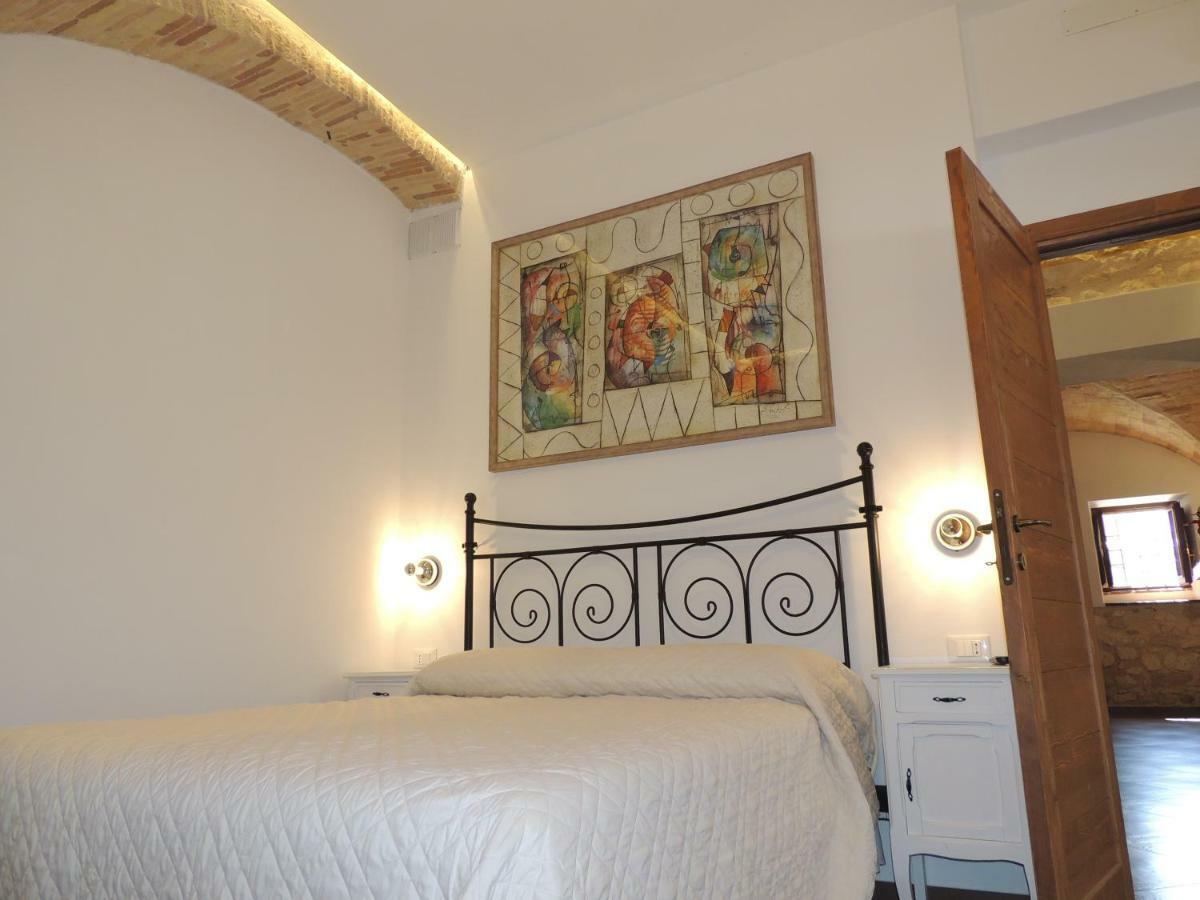 Picchio&Pinocchio Guest House ซุลโมนา ภายนอก รูปภาพ